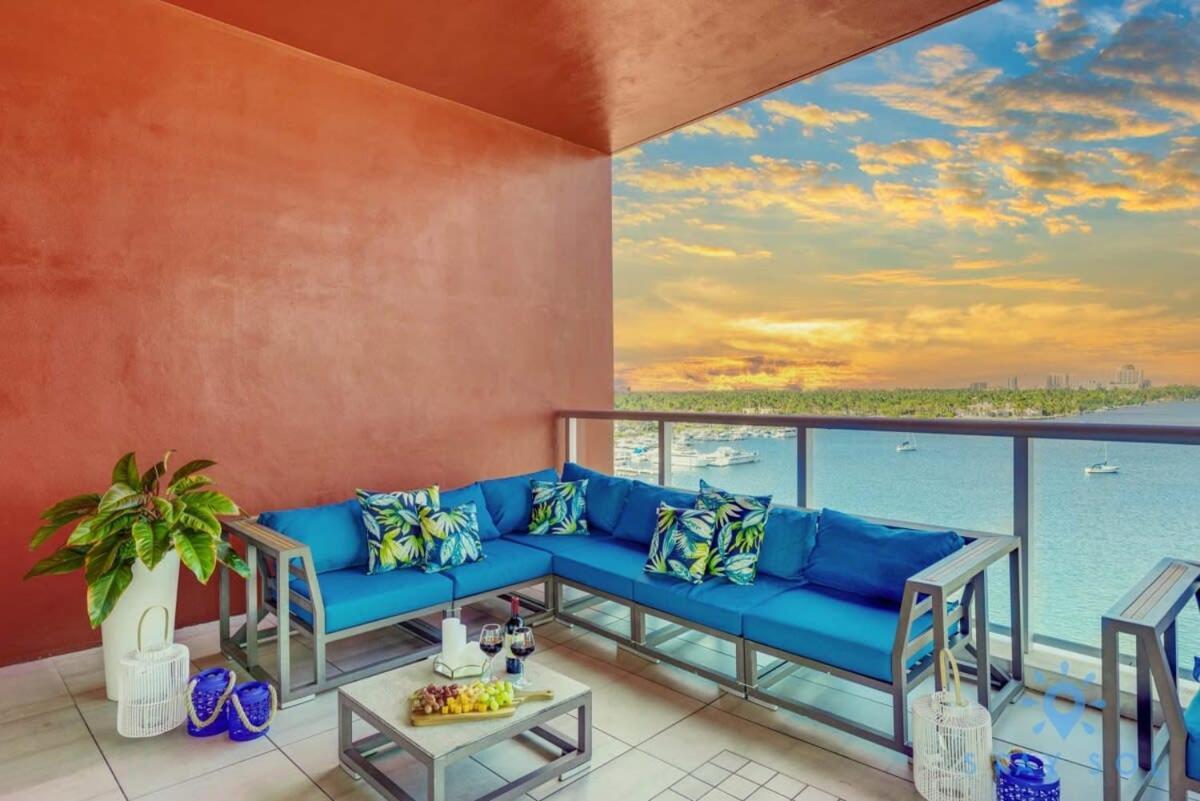 Rooftop Pool - Balcony - Hollywood Beach Broad - Walk Apartment Exterior photo