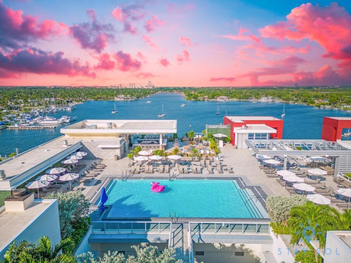 Rooftop Pool - Balcony - Hollywood Beach Broad - Walk Apartment Exterior photo