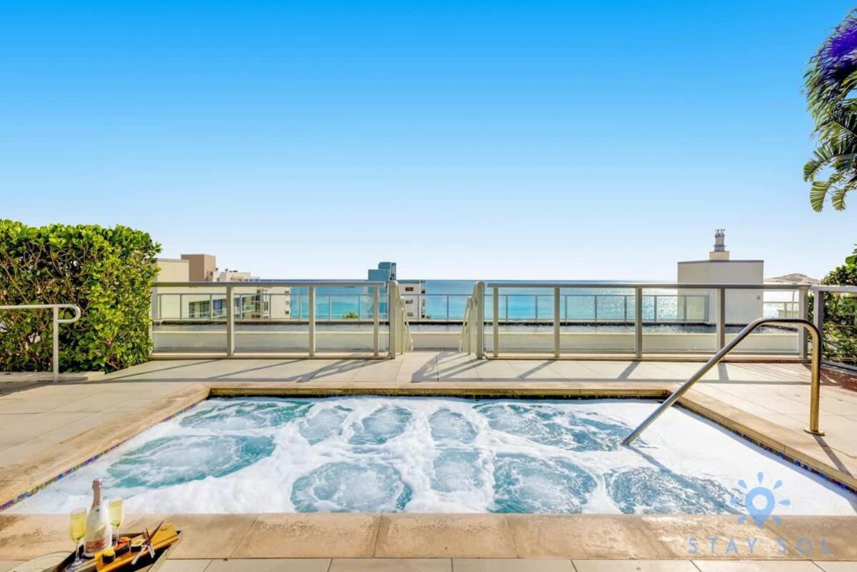 Rooftop Pool - Balcony - Hollywood Beach Broad - Walk Apartment Exterior photo