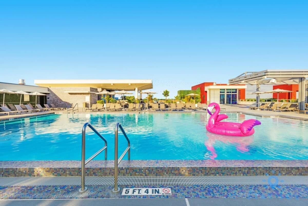 Rooftop Pool - Balcony - Hollywood Beach Broad - Walk Apartment Exterior photo